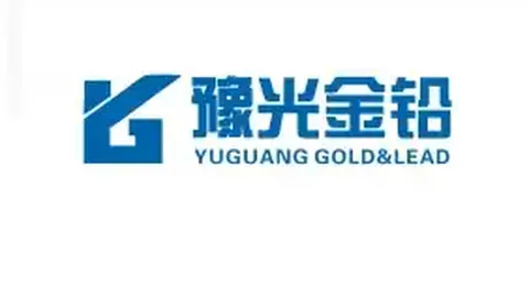 《巅峰对决：英超激战正酣，蓝白玫瑰巅峰对决，攻防较量一触即发！》