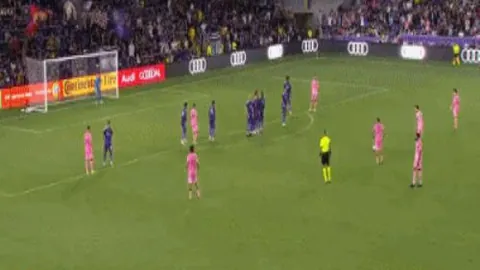 意杯四强首回合：国米对阵体米战成平手